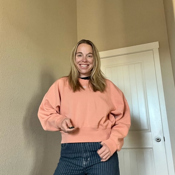 Adidas Dolman Sleeve Cropped Crewneck Sweatshirt – Peach – Size Small - Picture 6 of 10